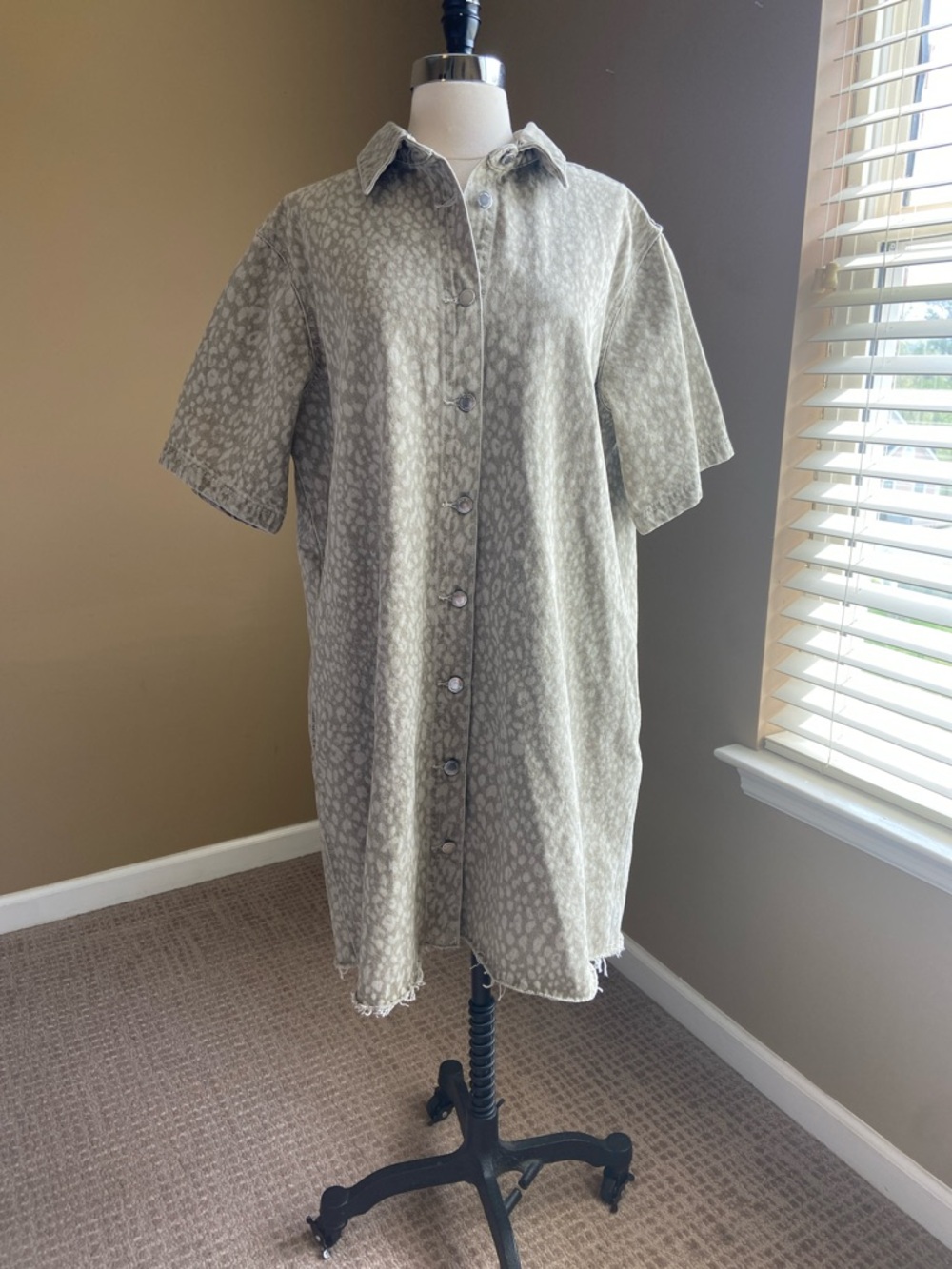 Universal Thread Button-Front Mini Denim Shirt Dress in a Faded Olive Color - L